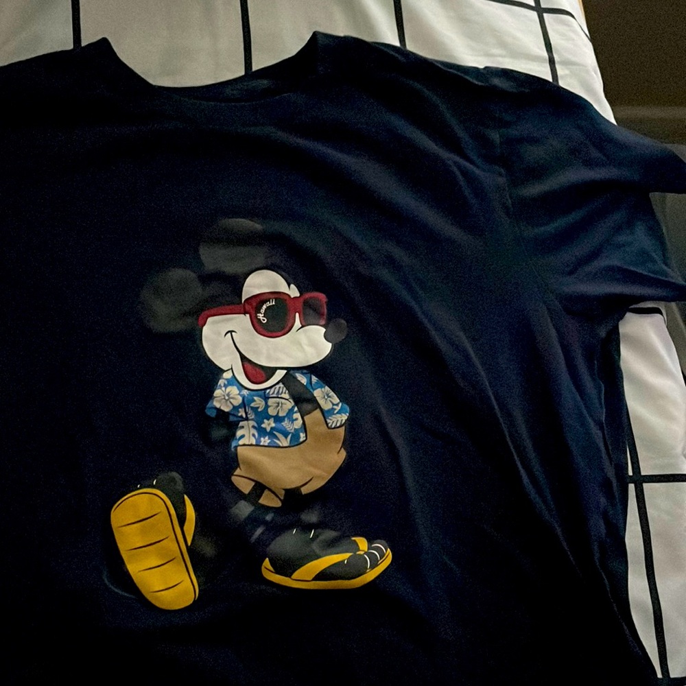 Vintage Dark Blue Tee with Hawaii Mickey